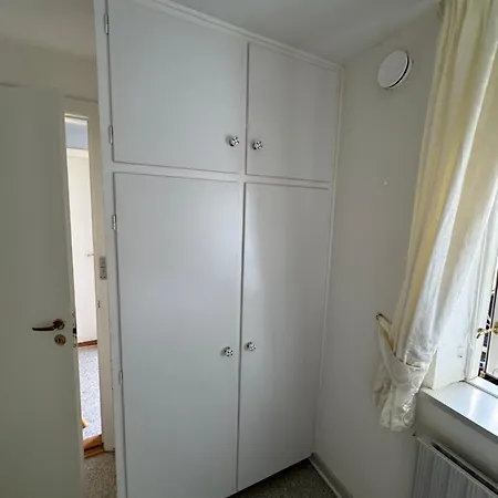 Hyggeligt Vaerelse Med Faelles Opholdsrum Og Toilet Habitación en casa particular